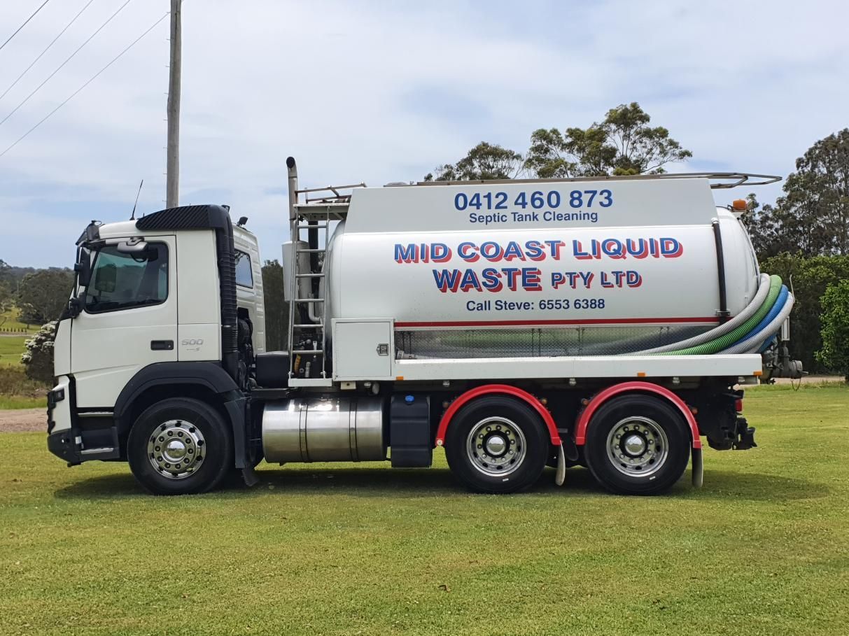 Mid Coast Liquid Waste Pty Ltd on site